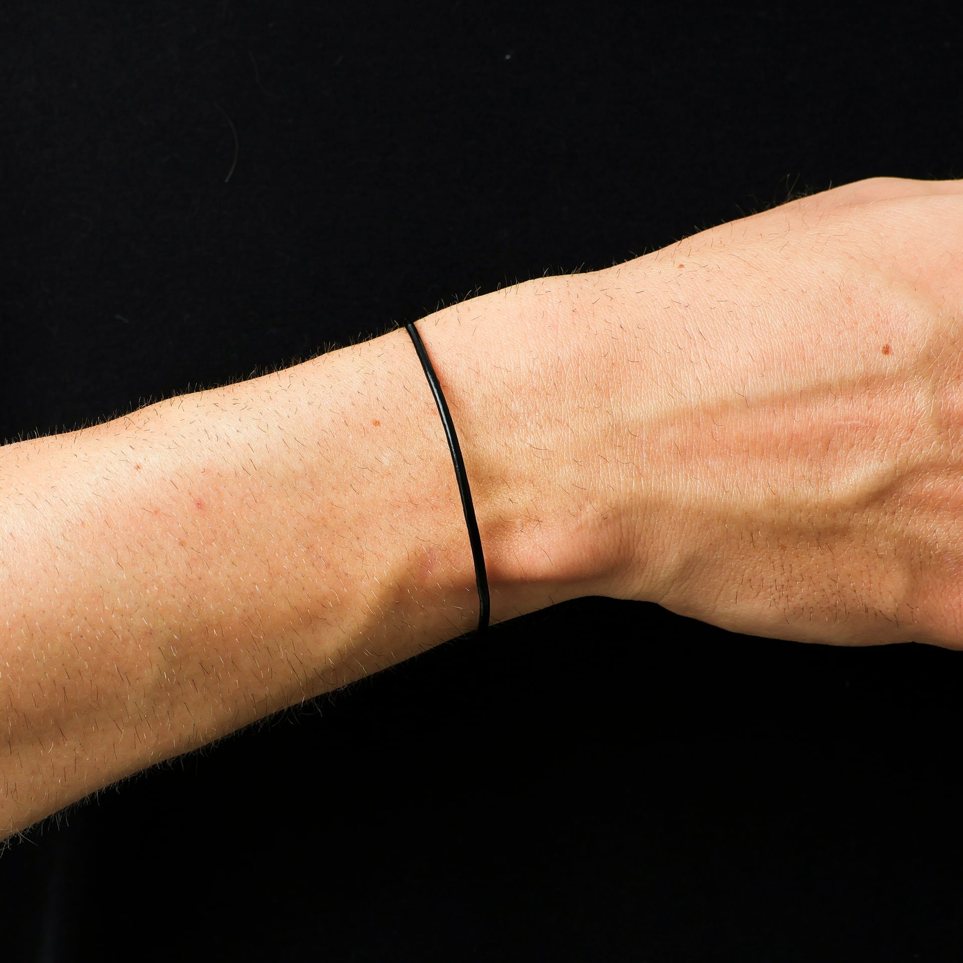 Pulseira Silicone Preto com Fecho Preto