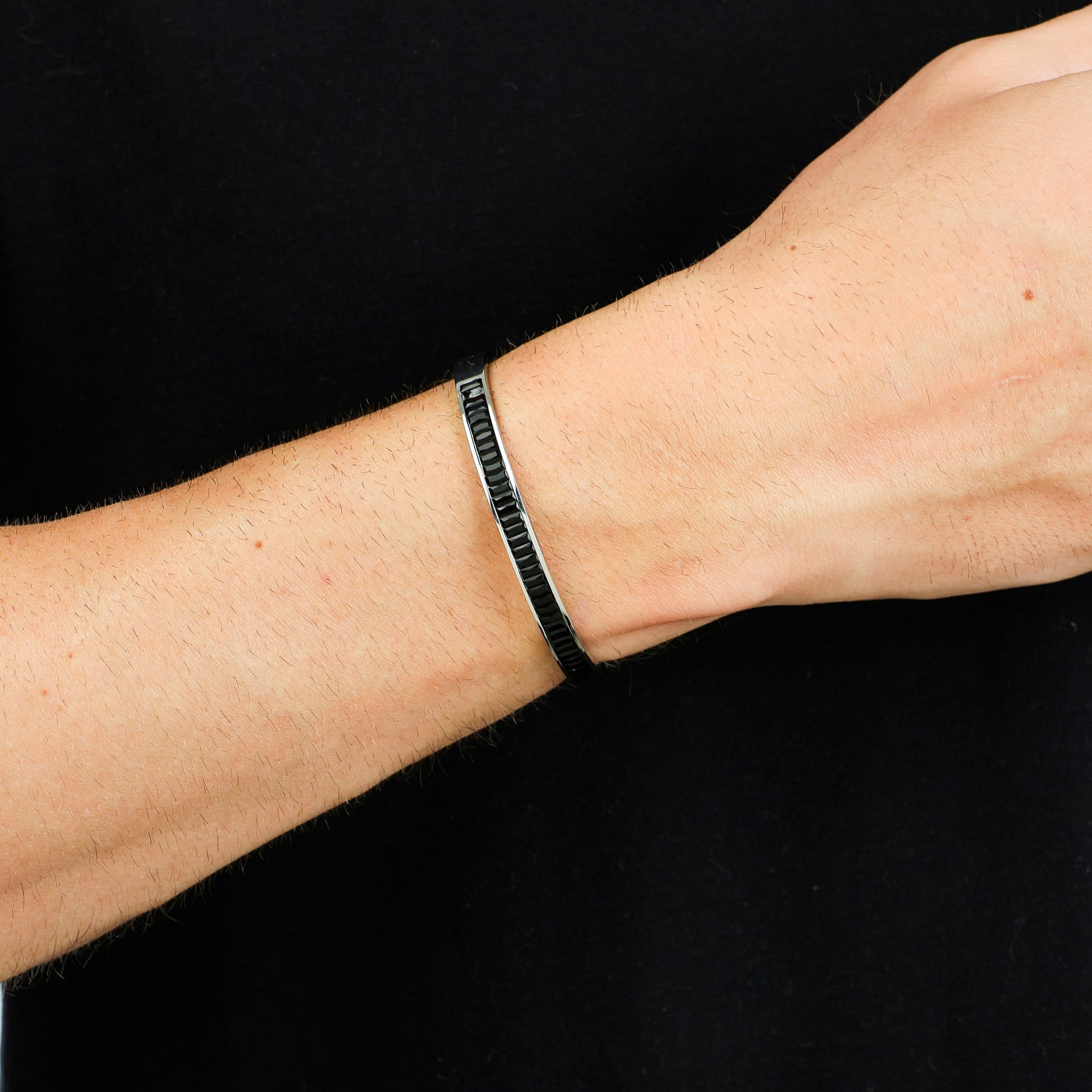 Bracelete Aço com Ônix Baguete