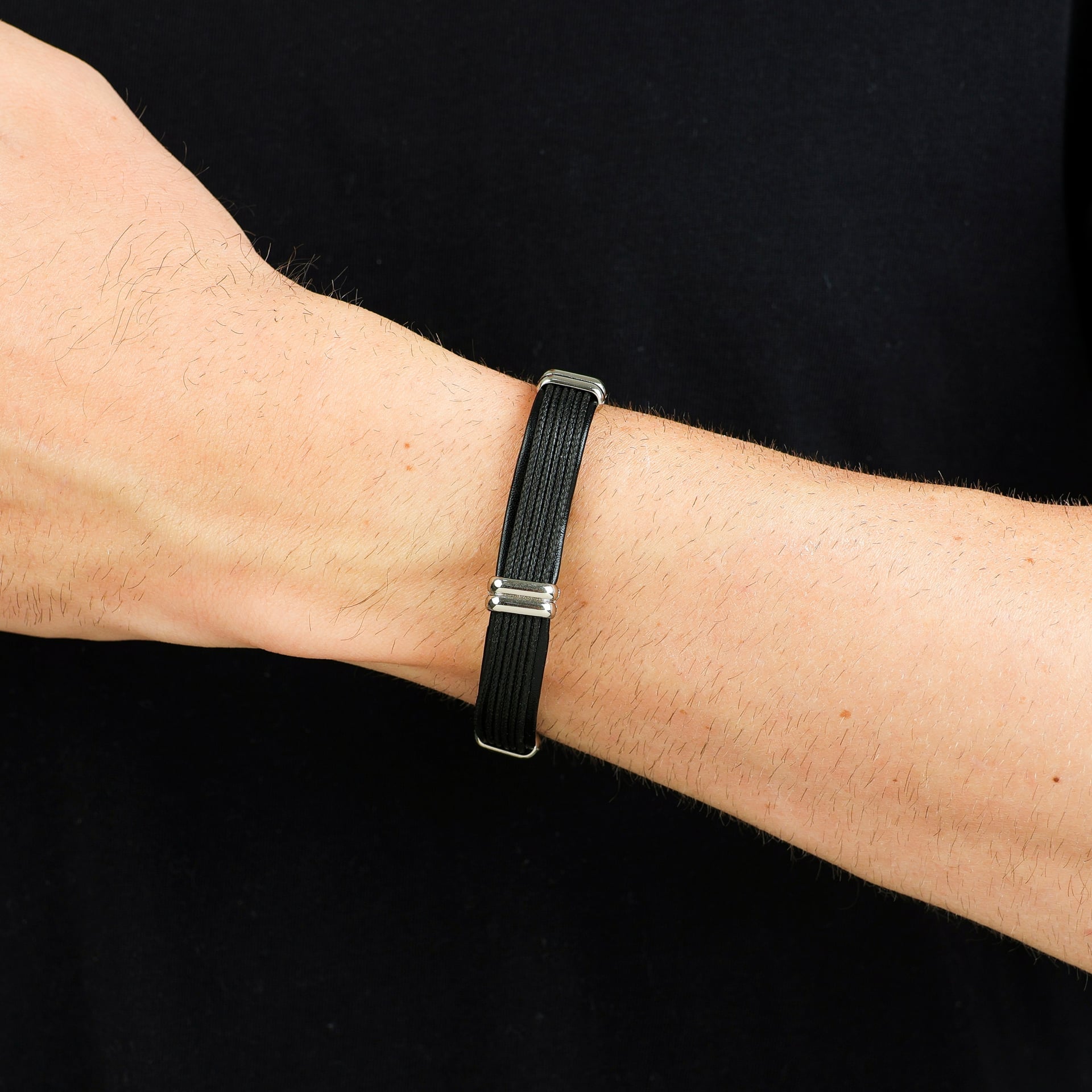 Pulseira Couro Preto Camada Dupla