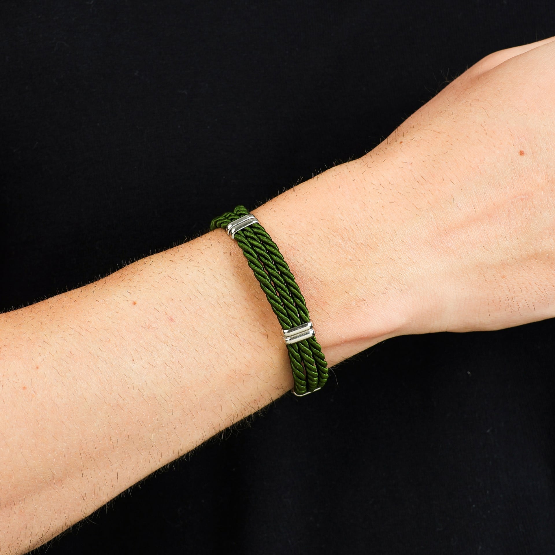 Pulseira Corda Náutica Verde com Tiras Triplas