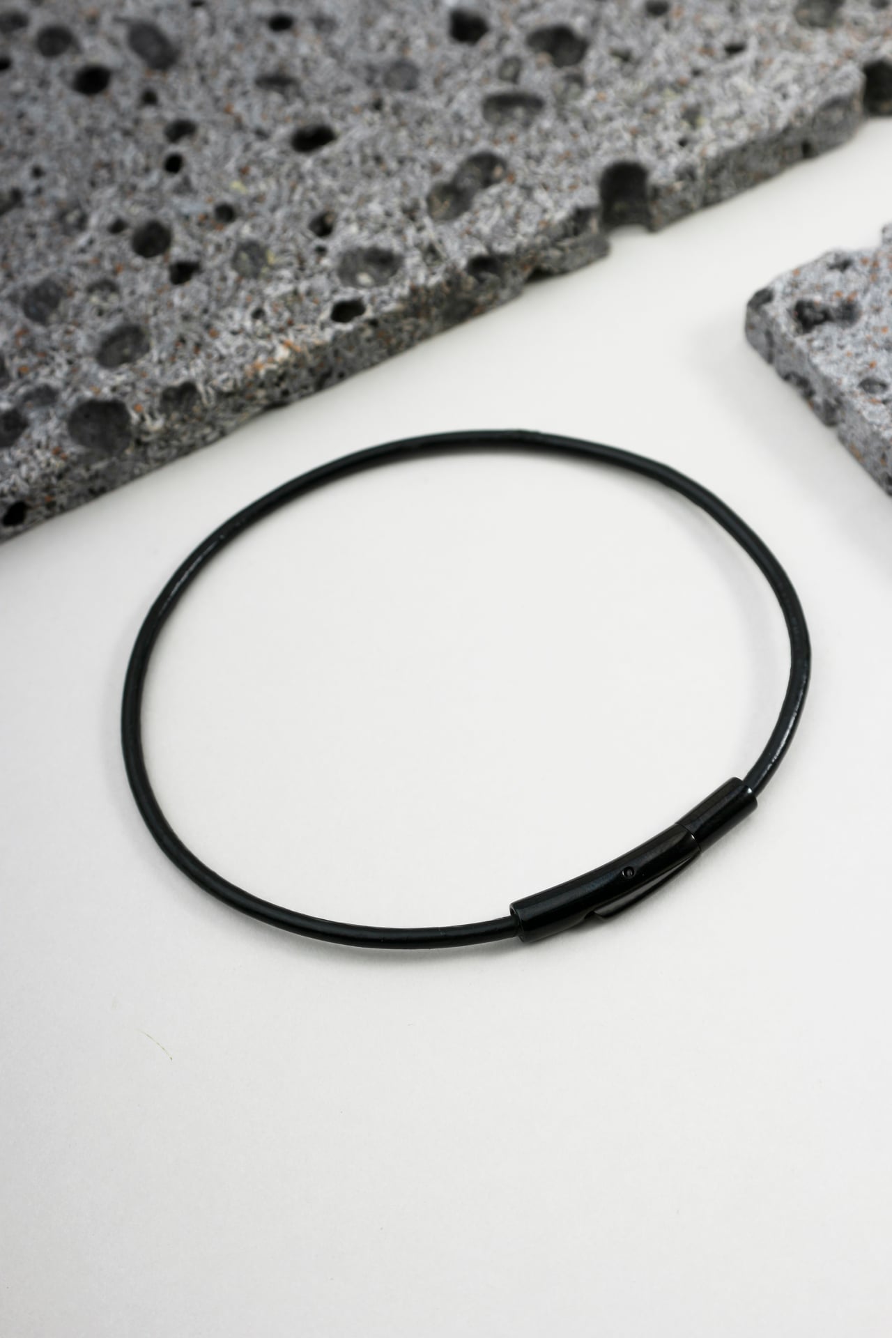 Pulseira Silicone Preto com Fecho Preto